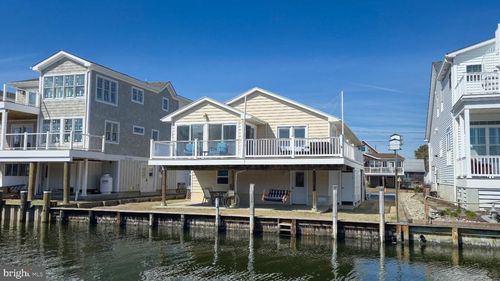 30 W Bayard St, FENWICK ISLAND, DE, 19944-4502 | Card Image
