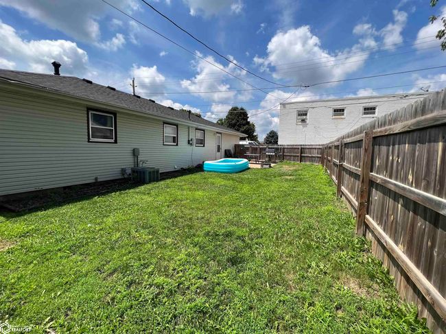 519 E 1 St St, House other with 3 bedrooms, 2 bathrooms and null parking in Carroll IA | Image 15