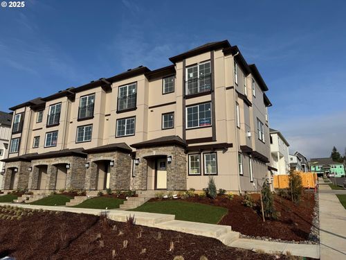 13992 Sw River Terrace Blvd, Tigard, OR, 97223-0734 | Card Image