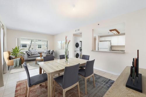 201-2901 Riverside Dr, Coral Springs, FL, 33065-5538 | Card Image