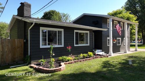 5196 W Wilson Rd, Clio, MI, 48420-9461 | Card Image