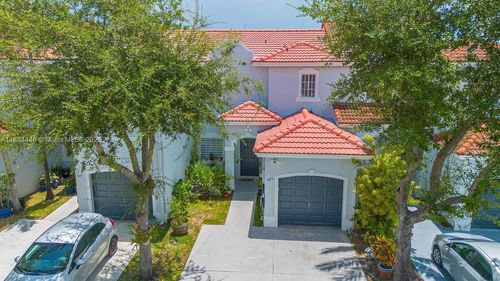 985 Sw 147th Ct, Miami, FL, 33194-2916 | Card Image