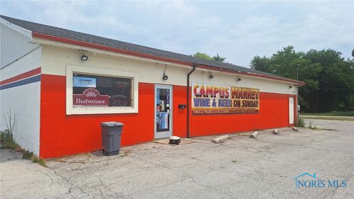 780 S College Dr, Bowling Green, OH, 43402-4331 | Card Image