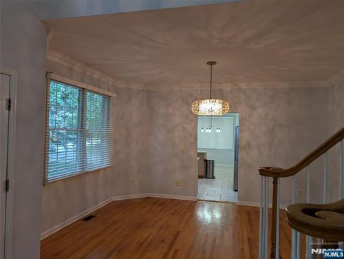 154 Greenway, Montvale, NJ, 07645-1764 | Card Image