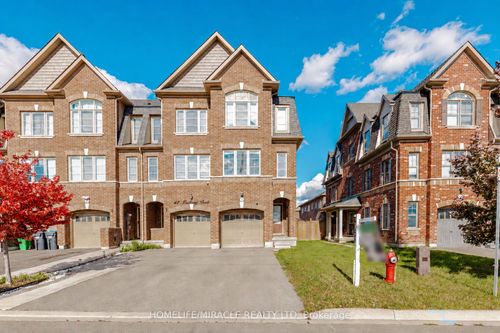 45 Padbury Trail, Brampton, ON, L7A4V2 | Card Image