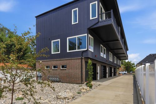 105-821 W 800 S, Salt Lake City, UT, 84104-1470 | Card Image