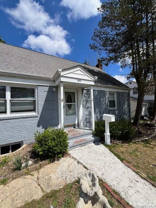 345 Walton St Street, Hempstead, NY, 11552 | Card Image