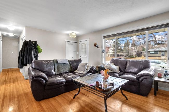 284 Acadia Drive Se, House other with 4 bedrooms, 2 bathrooms and 4 parking in Calgary AB | Image 6