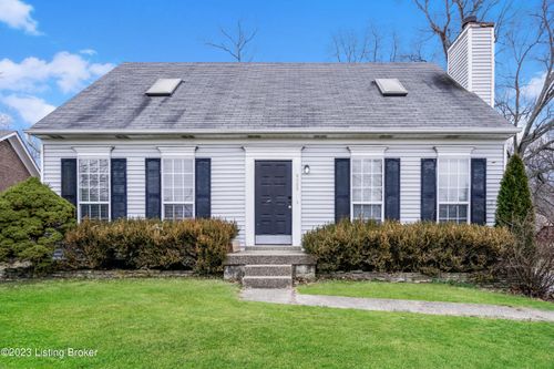 9322 Villa Fair Ct, Louisville, KY, 40291-1494 | Card Image