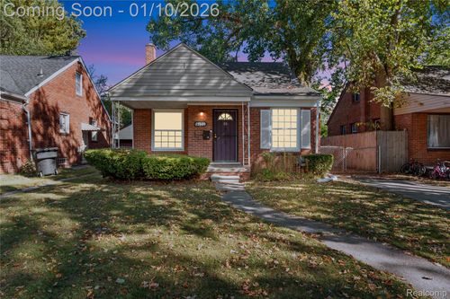 15460 Fielding St, Detroit, MI, 48223-1619 | Card Image