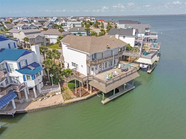 Aerial waterside view. | Image 10