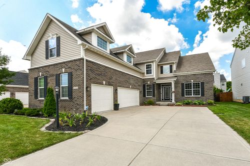 12226 Eddington Pl, Fishers, IN, 46037-5404 | Card Image