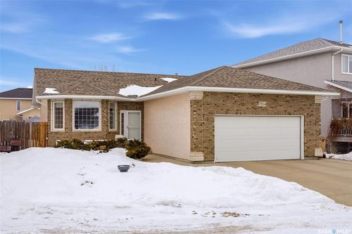 7204 Maple Glen Court, Regina, SK, S4X4S3 | Card Image