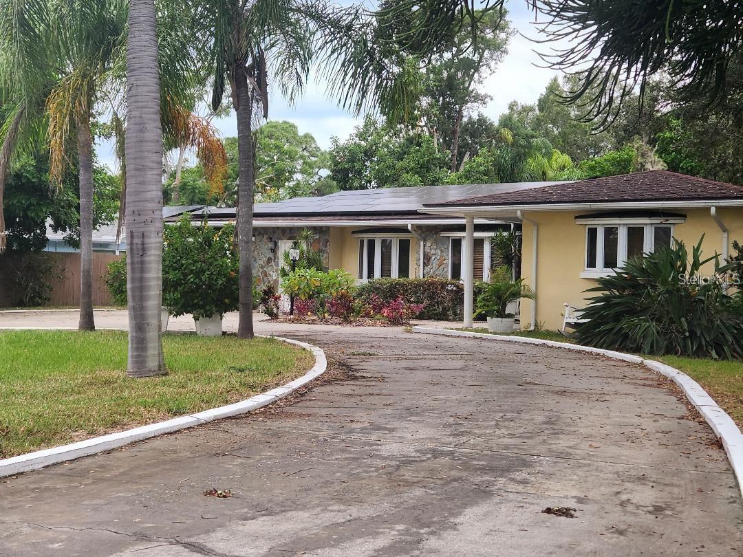 Country Club Way, Saint Petersburg, FL 33712