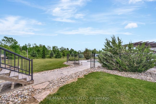 27 Charles Rd, House other with 4 bedrooms, 3 bathrooms and 8 parking in Tweed ON | Image 33