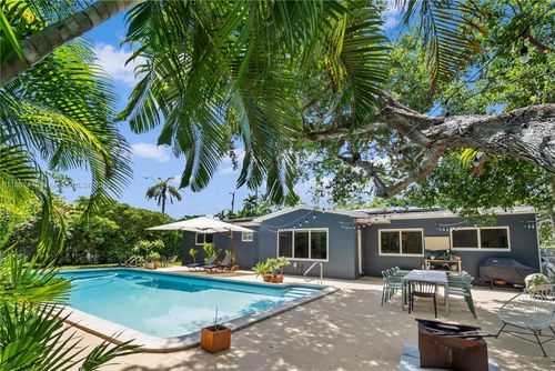 6601 Sw 64th St, South Miami, FL, 33143-3237 | Card Image