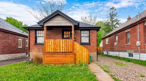 494 Highbury Ave N, London, ON, N5W4K4 | Card Image
