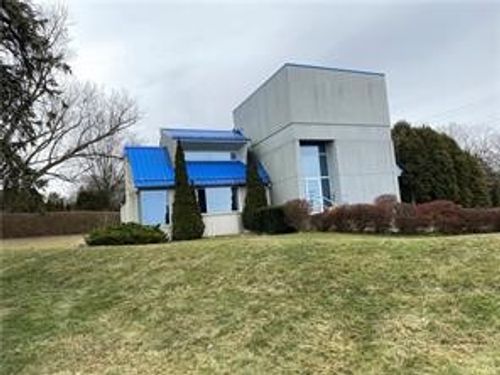 1720 Valley View Rd, Hermitage, PA, 16148-3023 | Card Image