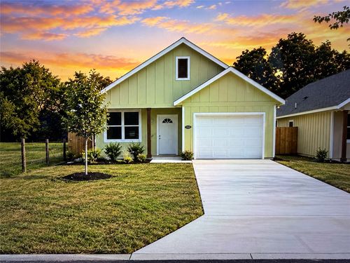 1552 Smoke Tree Ln, Dallas, TX, 75253-3813 | Card Image