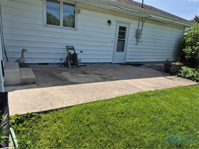 1100 Cherry Ln, House other with 3 bedrooms, 2 bathrooms and 2 parking in Findlay OH | Image 26