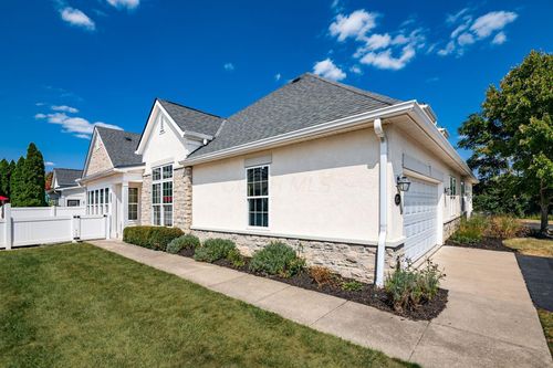 2704 Scioto Station Dr, Columbus, OH, 43204-3696 | Card Image