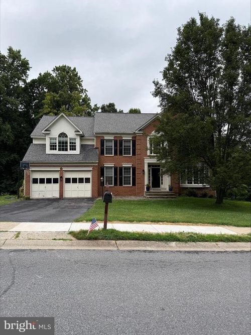 3220 Winmoor Dr, IJAMSVILLE, MD, 21754-8946 | Card Image