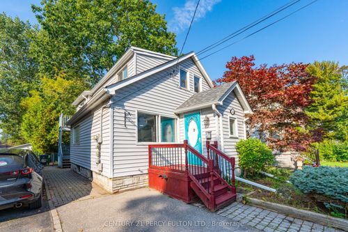 34 Mcdonald Ave, Scarborough, ON, M1L3Y8 | Card Image