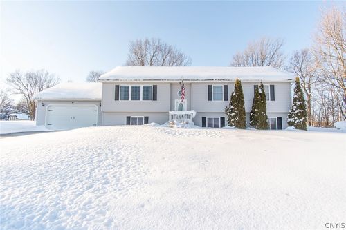 26537 State Route 283, Watertown, NY, 13601-5132 | Card Image