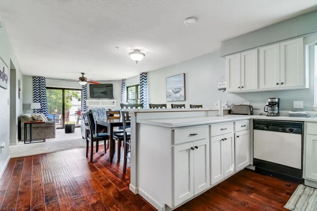 bunker kitchen 2 | Image 10