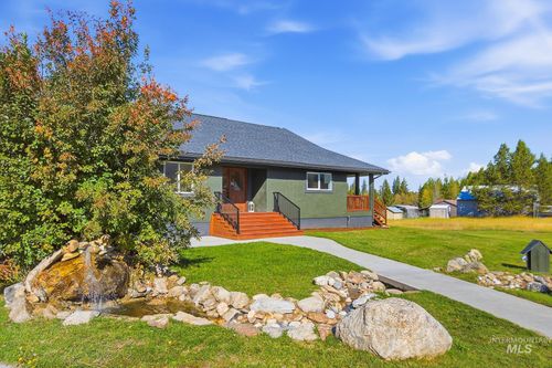 7 Willow Way, Cascade, ID, 83611-5313 | Card Image