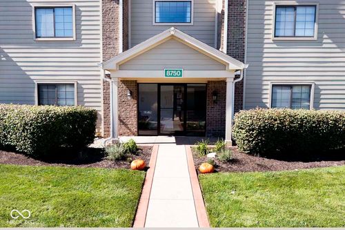 309-8750 Yardley Court, Indianapolis, IN, 46268 | Card Image