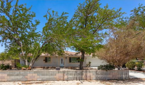 10619 E Avenue R4, Littlerock, CA, 93543 | Card Image