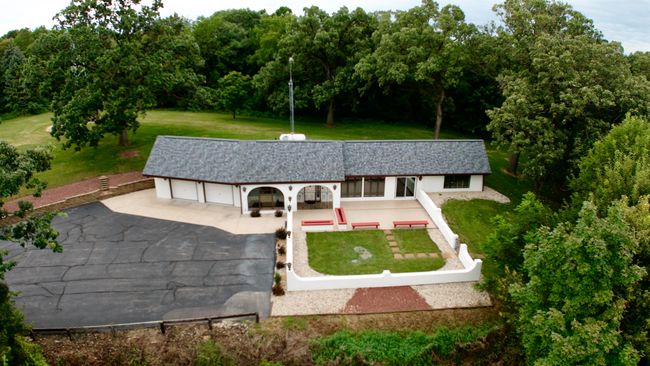 W2571 Highway 11 &Amp; 81, House other with 2 bedrooms, 2 bathrooms and null parking in Jefferson WI | Image 53