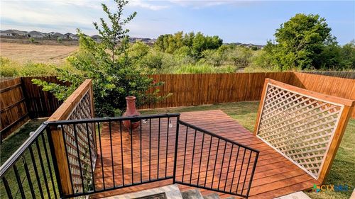 188 Lake Gln, San Marcos, TX, 78666-8042 | Card Image
