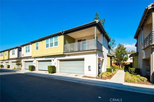 unit-105-250 W Via Presido, Ontario, CA, 91762-7259 | Card Image