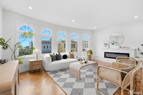 43 Milan Ter, San Francisco, CA, 94112-4119 | Card Image
