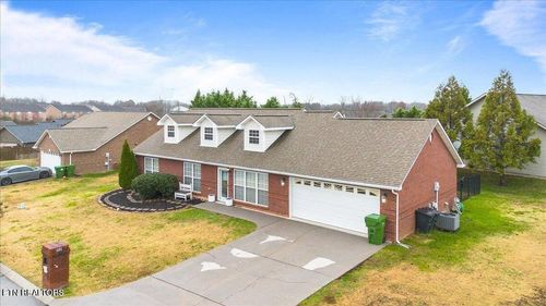 1121 Worthington Blvd, Maryville, TN, 37801-5501 | Card Image