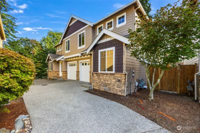 B - 5110 153rd Place Sw, Townhouse with 3 bedrooms, 2 bathrooms and null parking in Edmonds WA | Image 2