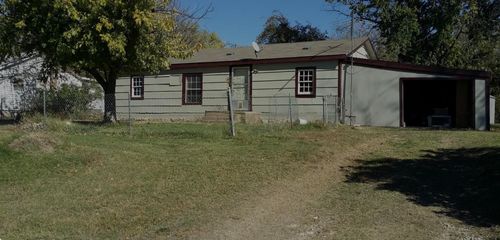 604 N Michigan St, Winfield, KS, 67156-1416 | Card Image