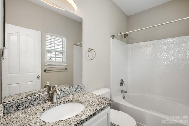 9814 Forest Run Ln, House other with 3 bedrooms, 2 bathrooms and null parking in Charlotte NC | Image 20