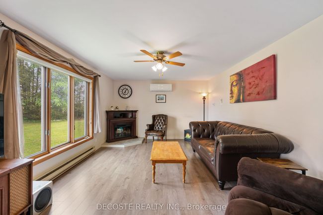 20351 Pineview Cres, House other with 3 bedrooms, 3 bathrooms and 4 parking in Alexandria ON | Image 12