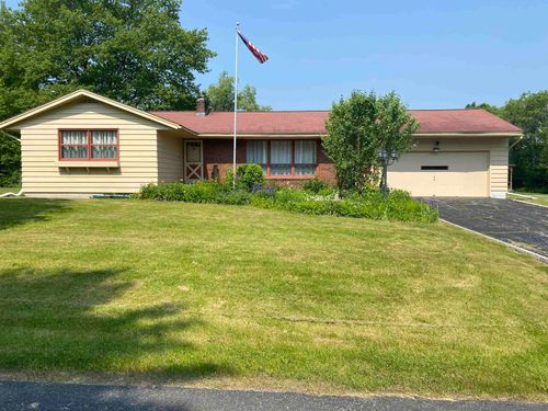 3 Wark St, Barre, VT, 05641-5529 | Card Image