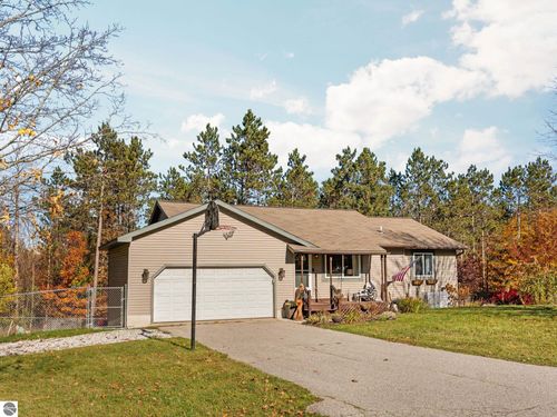 255 Eden St, Kingsley, MI, 49649-9229 | Card Image