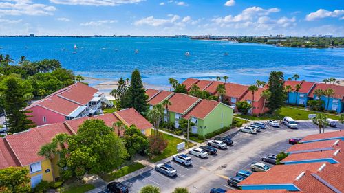 apt-e-3630 41st Way S, ST PETERSBURG, FL, 33711-4085 | Card Image