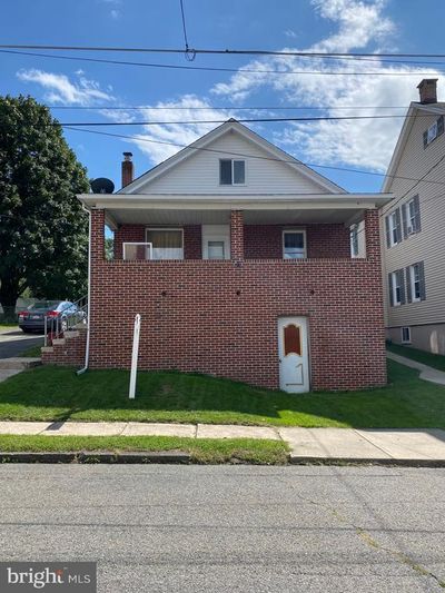 445 W White Street, House other with 3 bedrooms, 2 bathrooms and null parking in Summit Hill PA | Image 3