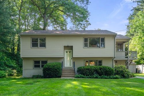21 Andrews St, Bellingham, MA, 02019 | Card Image