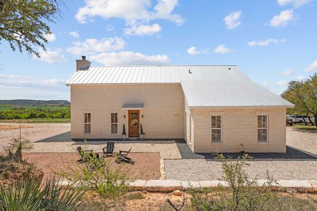 792 Langes Mill Rd, Home with 3 bedrooms, 3 bathrooms and null parking in Doss TX | Image 64