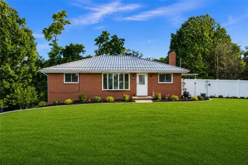 27 Washington Ave, Hickory, PA, 15340-1101 | Card Image