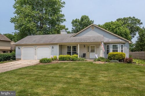 12 Mayville Ln, MARLTON, NJ, 08053-3305 | Card Image