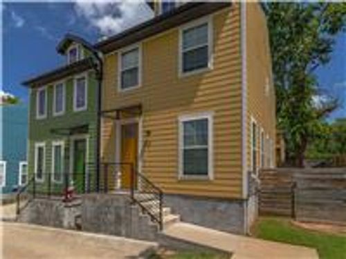 318 E Martin Luther King Blvd, Fayetteville, AR, 72701 | Card Image
